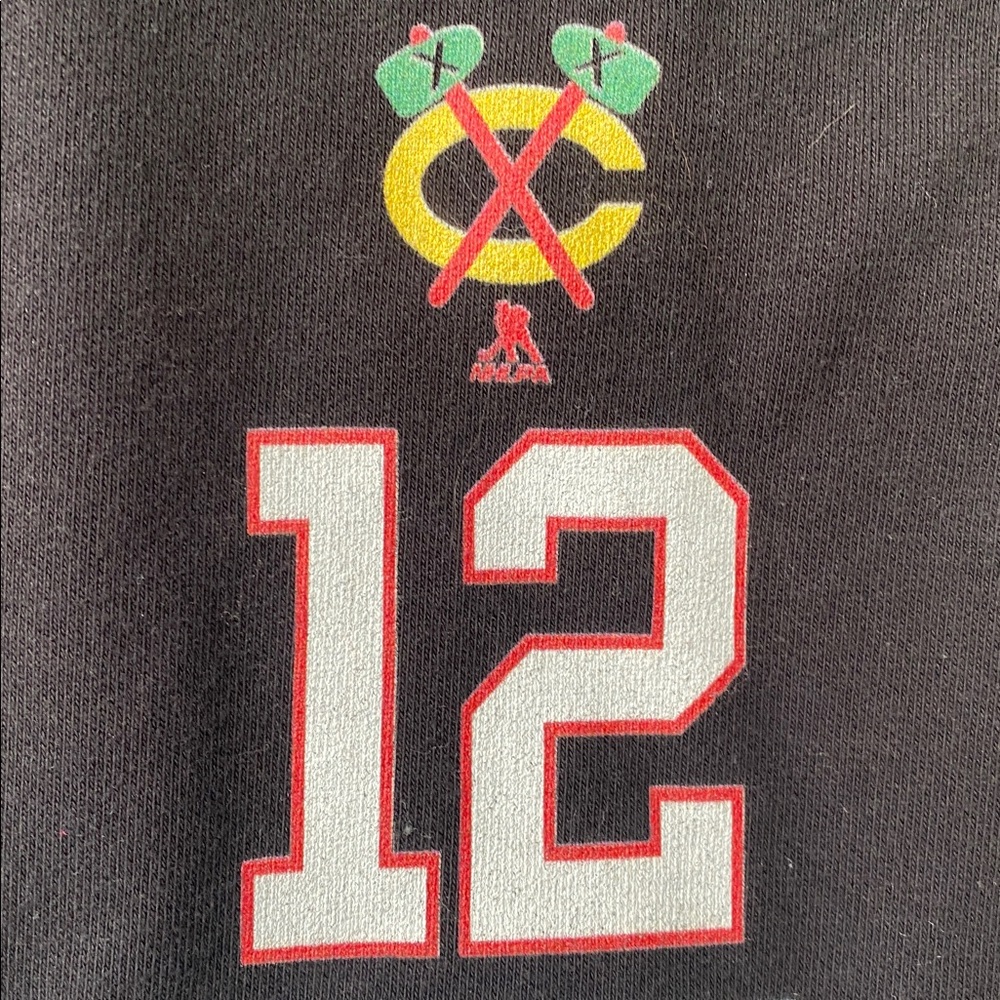 Unisex Chicago Blackhawks pullover hoodie NHL size XL #12 Debrincat black - Picture 10 of 10